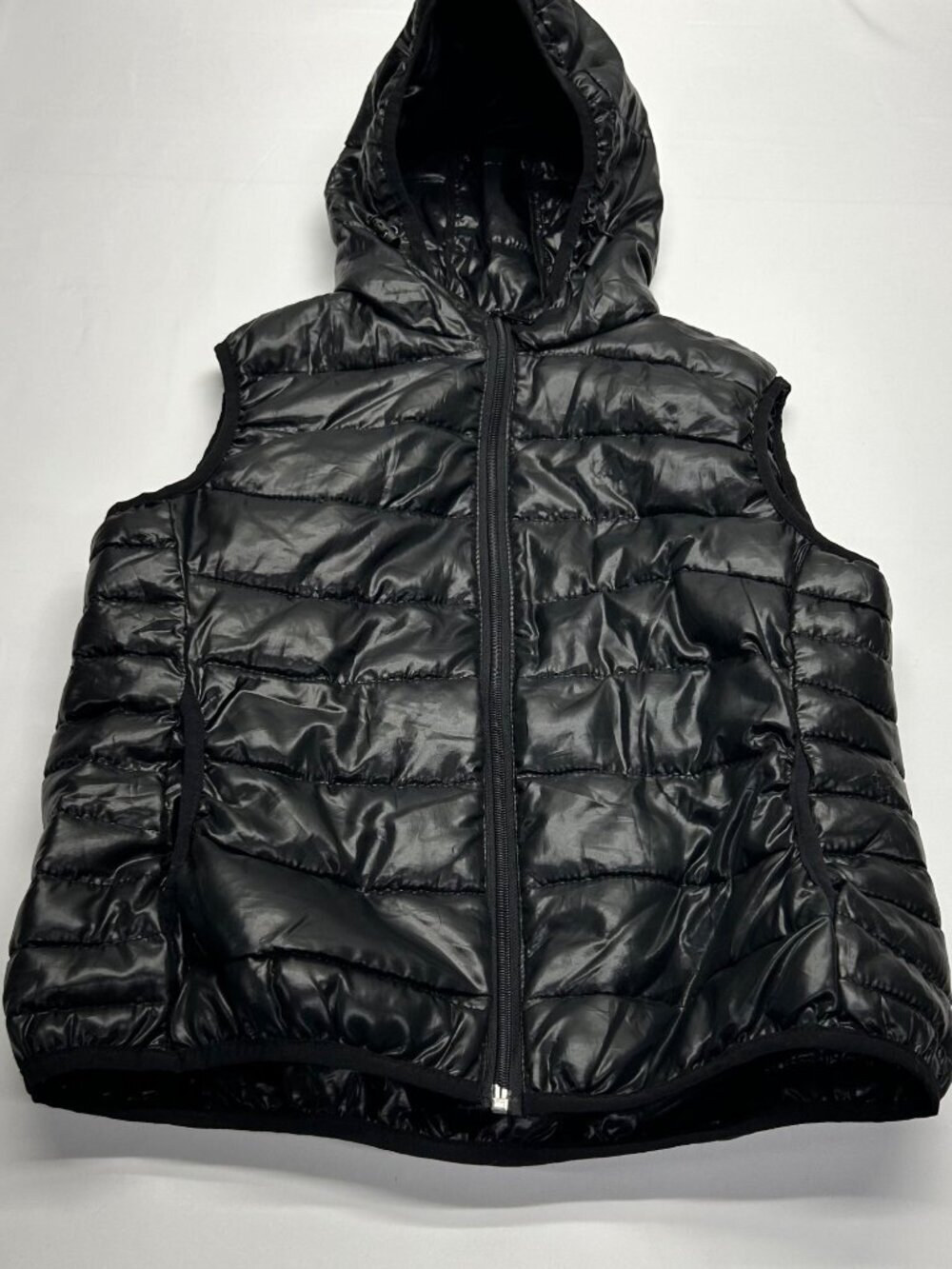 Yoki Black Puffer Vest With Hood Lightweight Quilted Design Size Women's Large - Picture 7 of 16